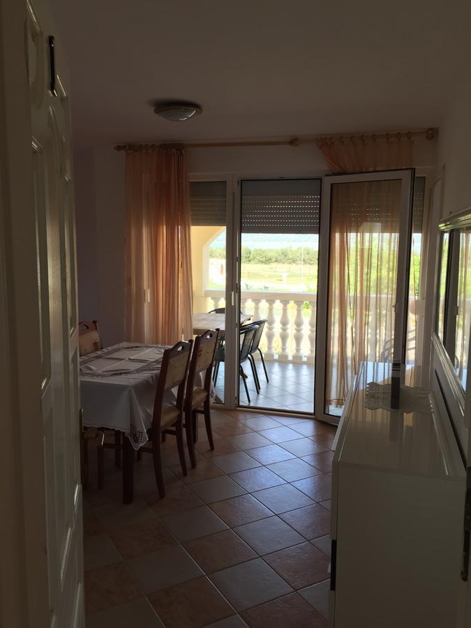 Apartment Antolkovic Pakoštane Екстериор снимка